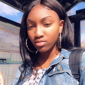 Meet your Posher, Cristina